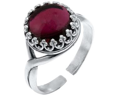 Vintage rings: vintage style garnet natural gemstone